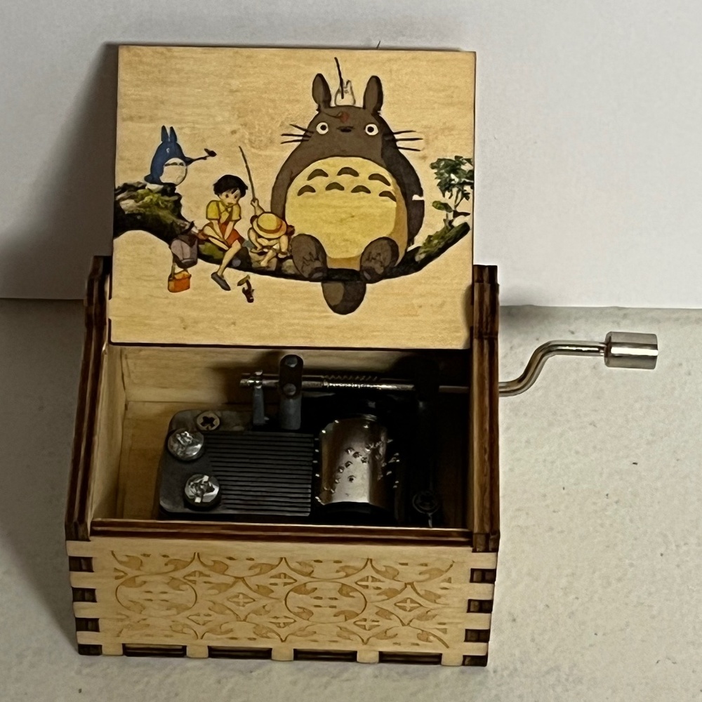 Totoro Hand Crank Wooden Music Box Studio Ghibli Anime Musical Music Brown